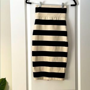 Bebe high waisted body-con pencil skirt